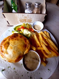 De Brugge Tuynmakery - The Bridge Café Meals